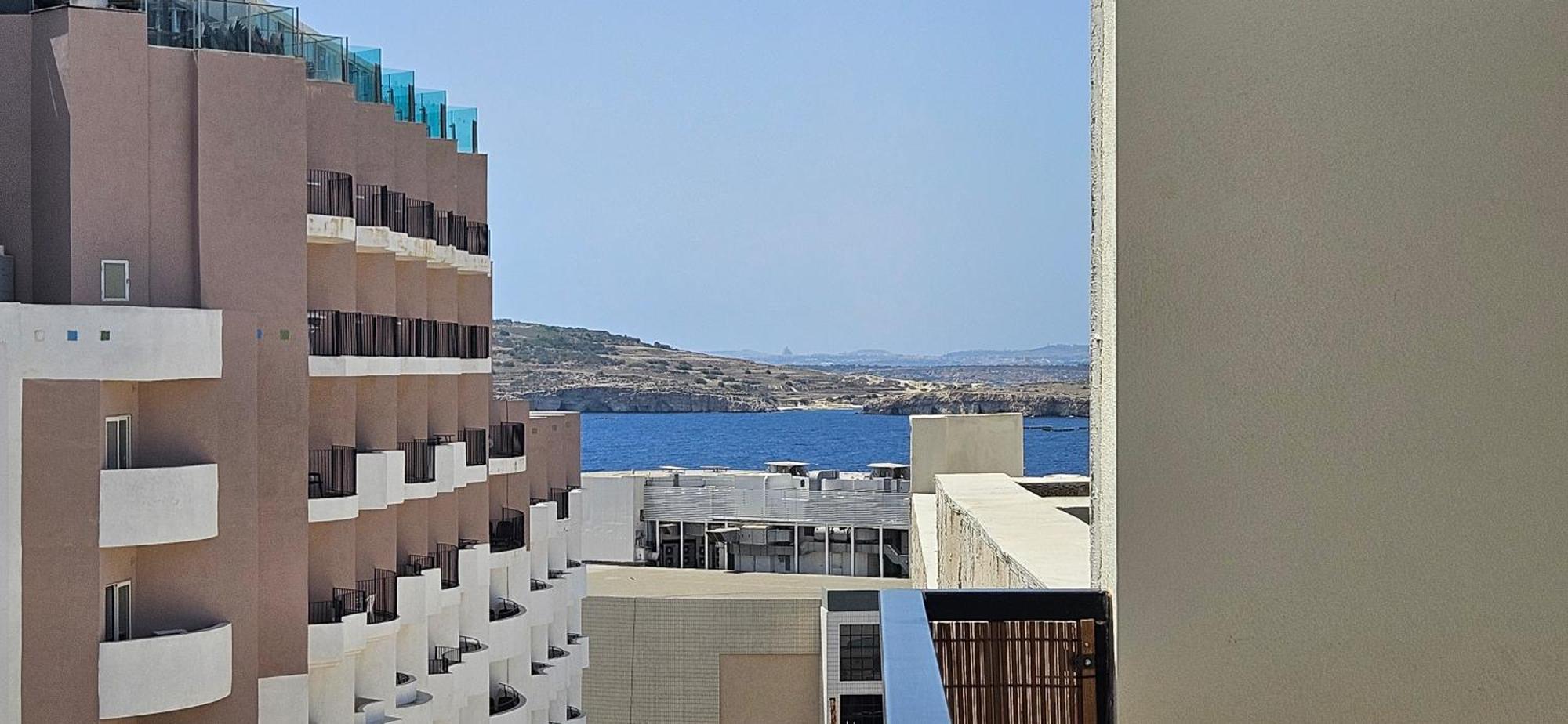 Sea Breeze Penthouse And Terrace Qawra St Paul'S Bay Διαμέρισμα Σεντ Πόλς Μπέι Εξωτερικό φωτογραφία