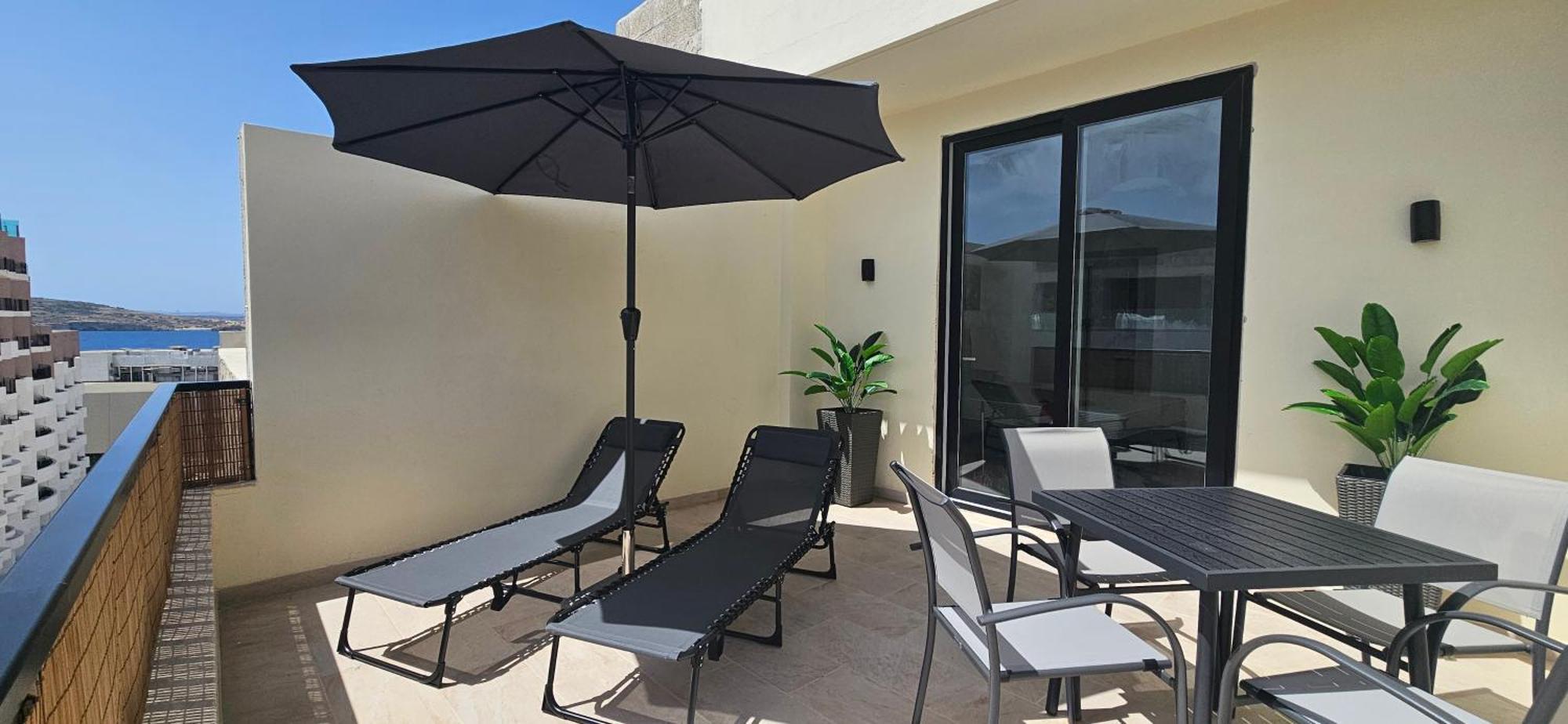 Sea Breeze Penthouse And Terrace Qawra St Paul'S Bay Διαμέρισμα Σεντ Πόλς Μπέι Εξωτερικό φωτογραφία